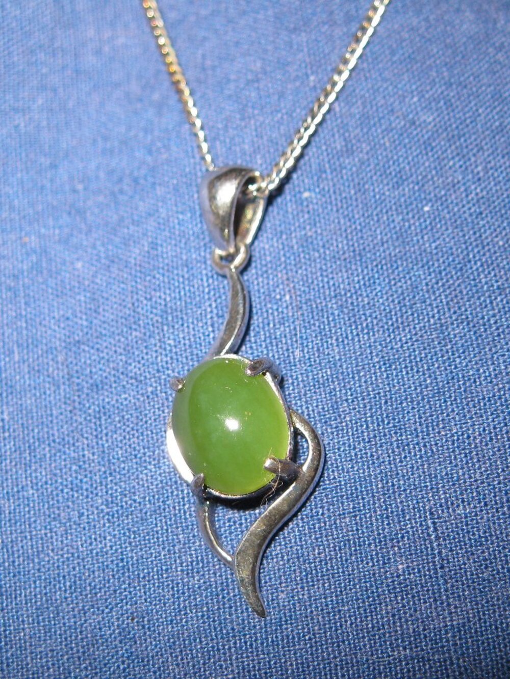 New Zealand Genuine Nephrite Jade with Sterling Silver Necklace